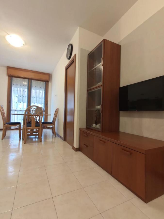 Bafile 18 - Piazza Marconi - Centrale - 50 Mt Dal Mare 利多迪迪耶索洛 外观 照片